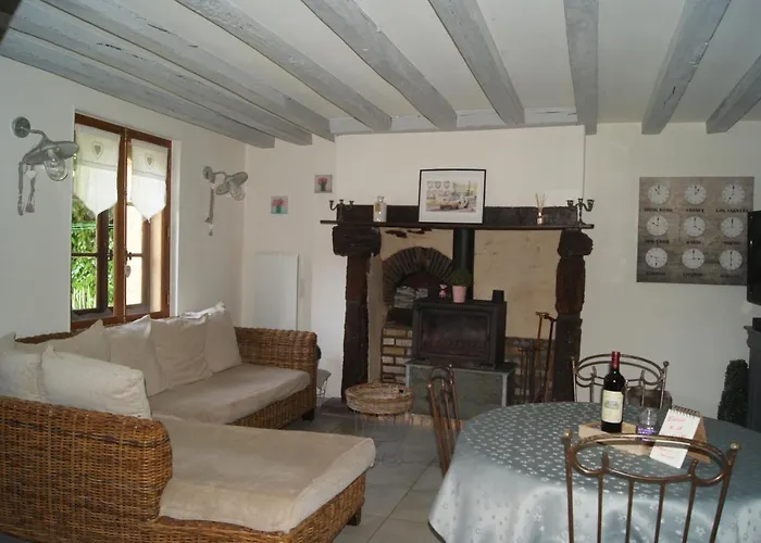 Maison Prés Du Circuit 24h Du Mans Hébergement de vacances *