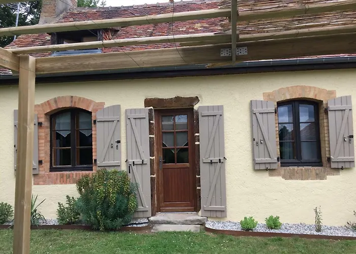 Maison Prés Du Circuit 24h Du Mans Hébergement de vacances *